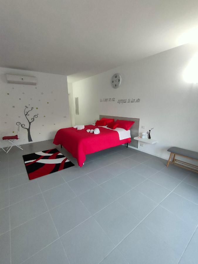 La Staccionata Bianca Bed & Breakfast วิแตร์โบ ภายนอก รูปภาพ