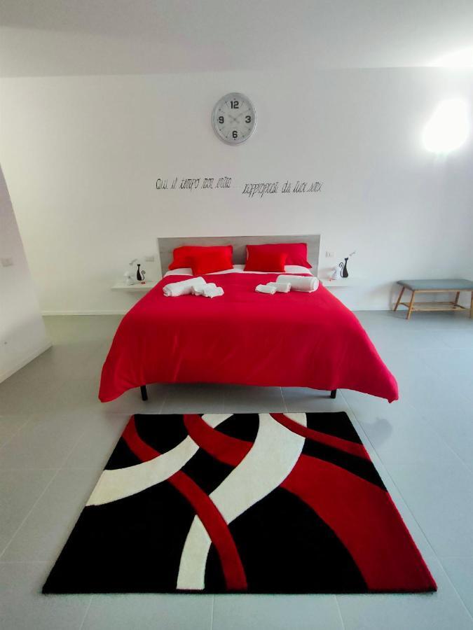 La Staccionata Bianca Bed & Breakfast วิแตร์โบ ภายนอก รูปภาพ