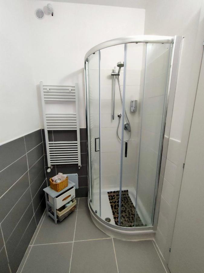 La Staccionata Bianca Bed & Breakfast วิแตร์โบ ภายนอก รูปภาพ